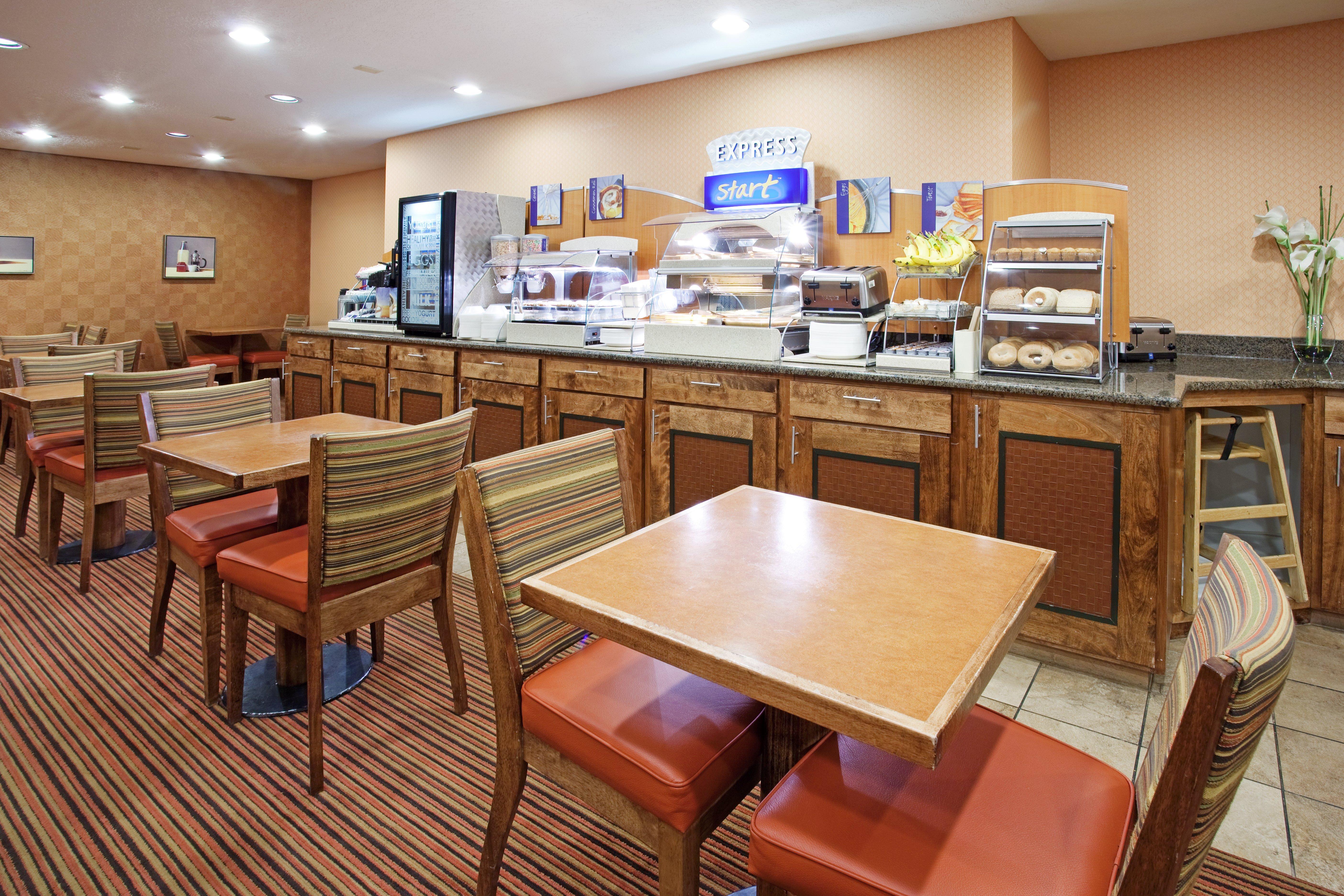 Surestay Plus By Best Western I40 Eubanks 3*