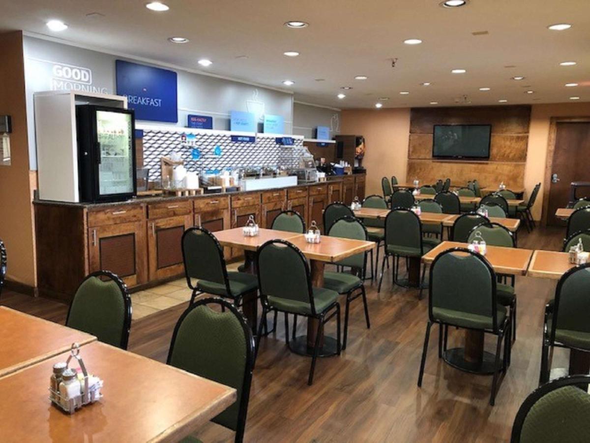 Hotel Surestay By Western I-40 Eubank 3*